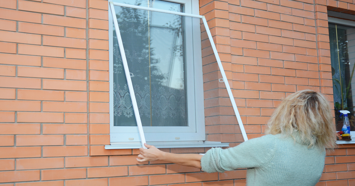 Műanyag ablakra szúnyogháló felszerelése - Ez ilyen könnyen megy!